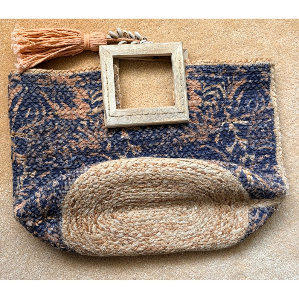 Woven Jute Floral Tote Bag Navy Tan Wood Handles Cowrie Shell Tassel India - Picture 6 of 13